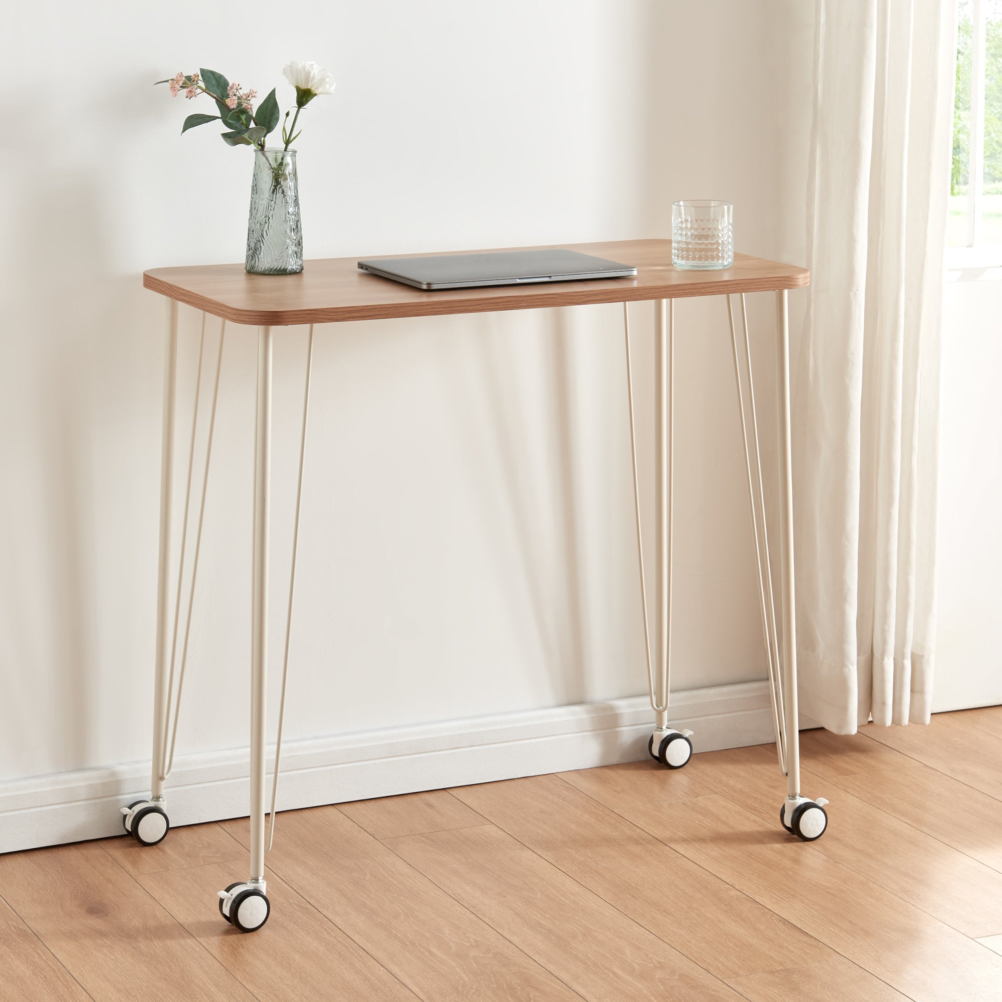 Tavolo a Rotelle Overhalla con Gambe a Forcina Piano 80 x 40 cm Effetto Rovere / Bianco [en.casa]