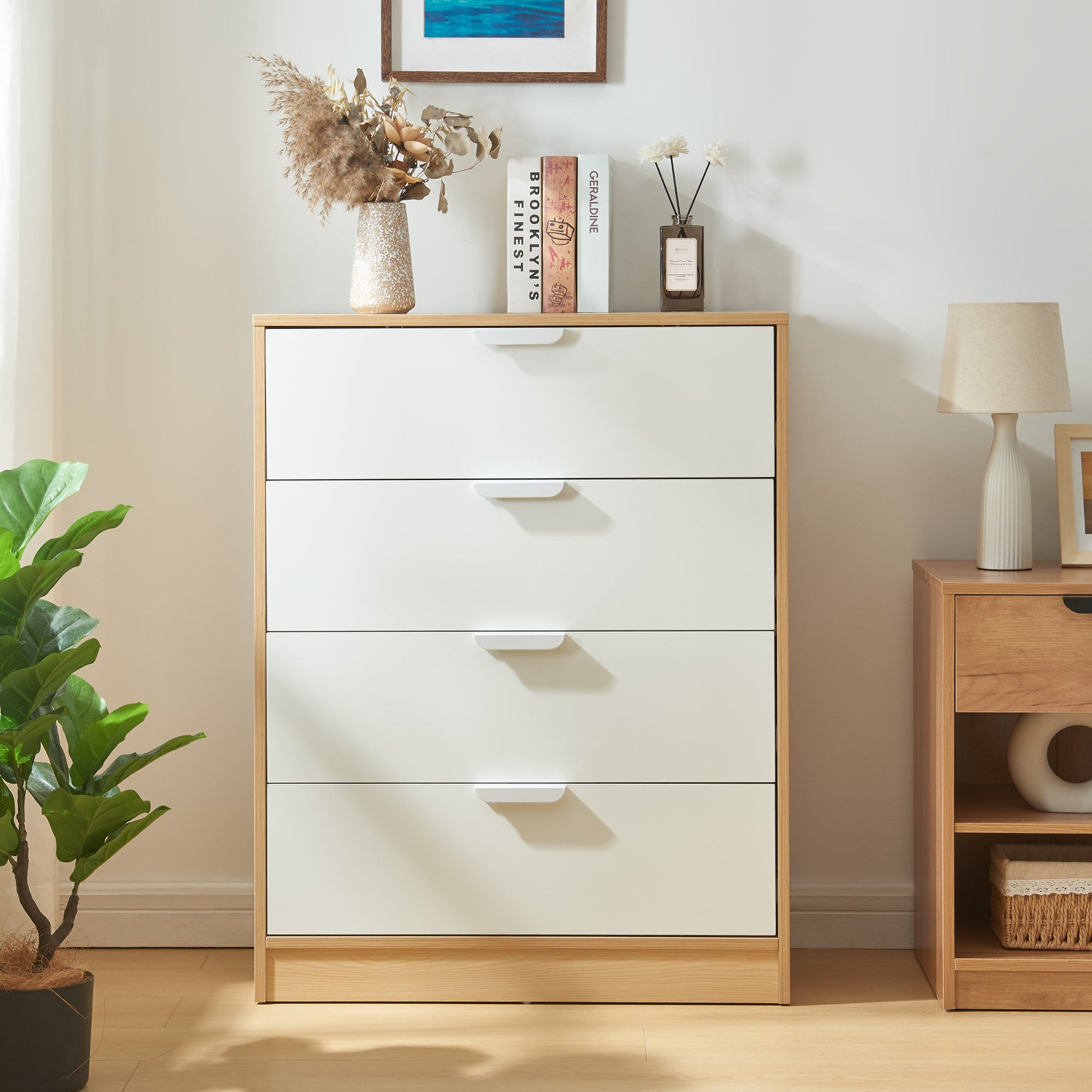 Comò Varkaus con 4 Cassetti - Effetto Rovere / Bianco [en.casa]