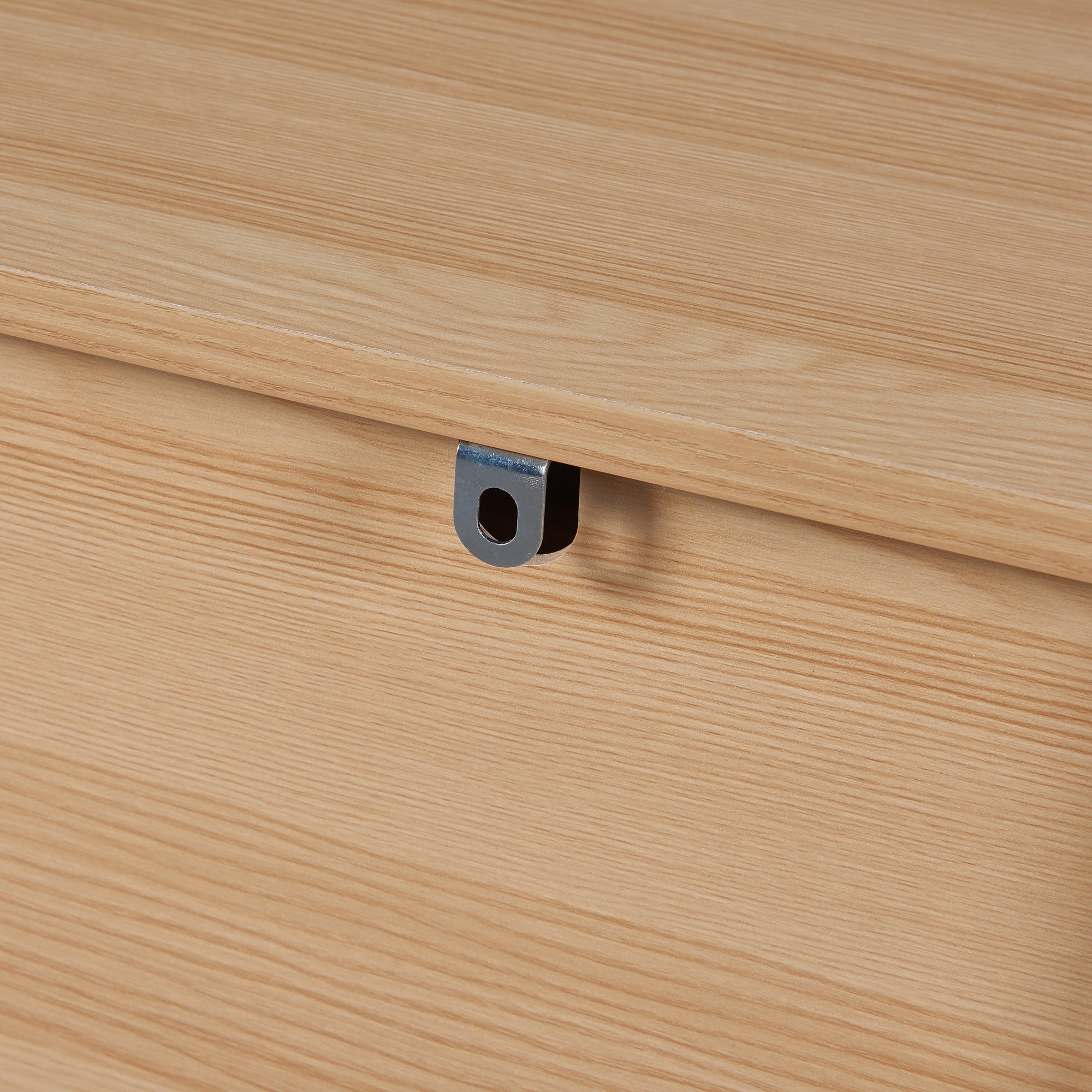 Comò Varkaus con 4 Cassetti - Effetto Rovere / Bianco [en.casa]