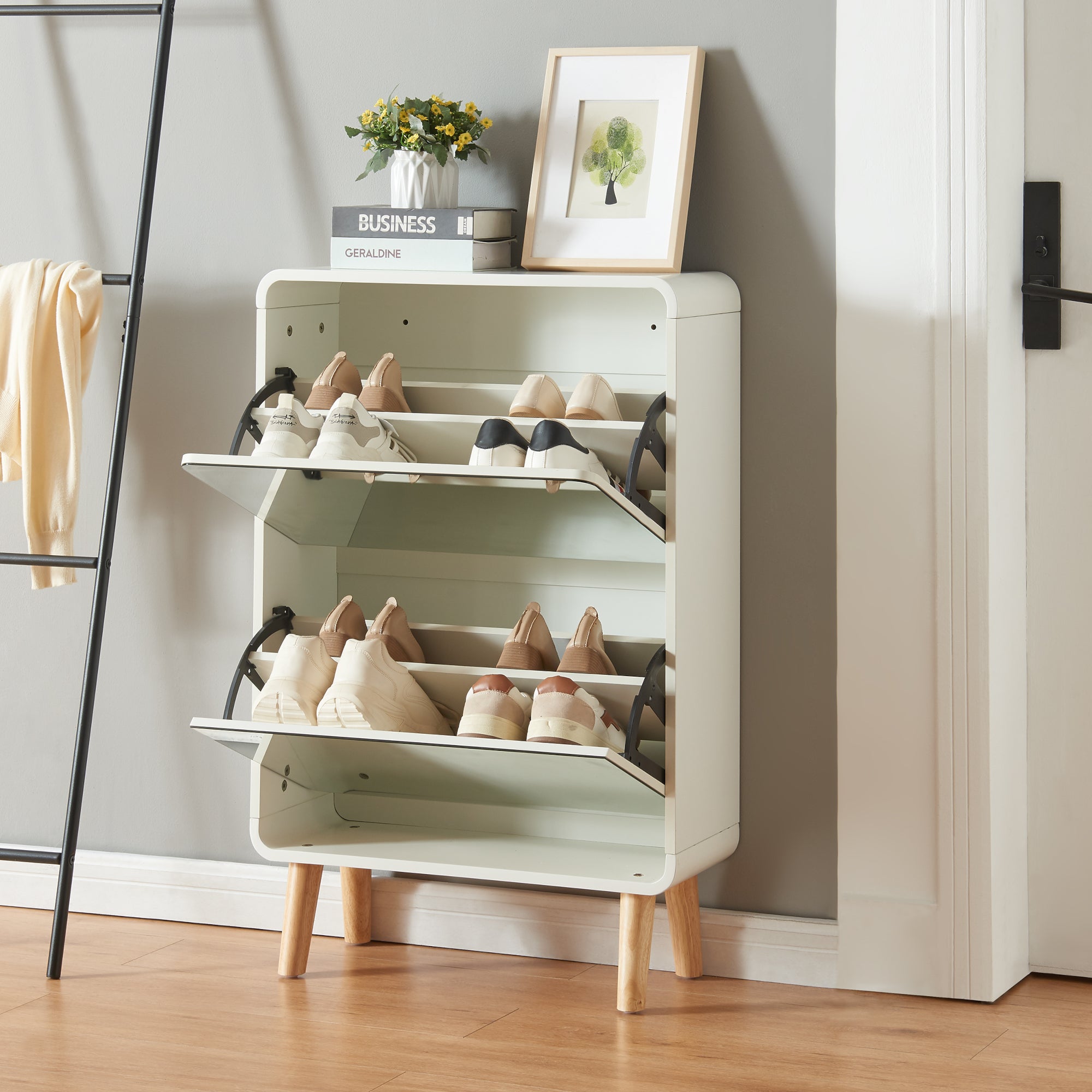 Scarpiera Aure con Ante a Specchio e 2 Contenitori Ribaltabili 96 x 63 x 24 cm Bianco [en.casa]