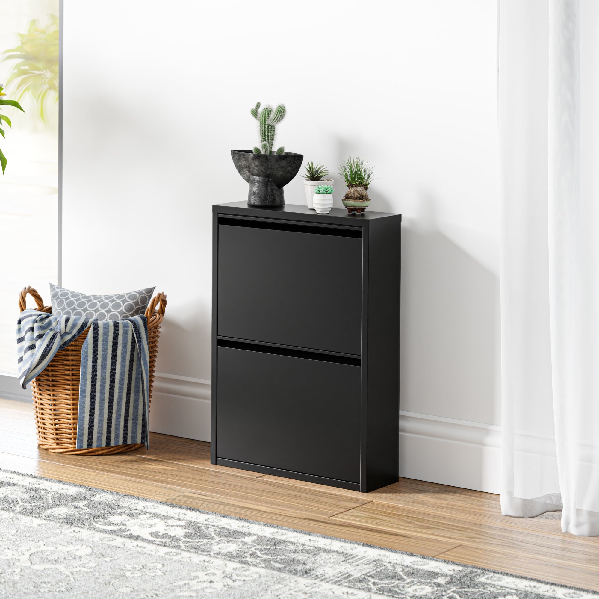 Scarpiera Sokndal con 2 Contenitori Ribaltabili Portascarpe in Metallo - Nero [en.casa]