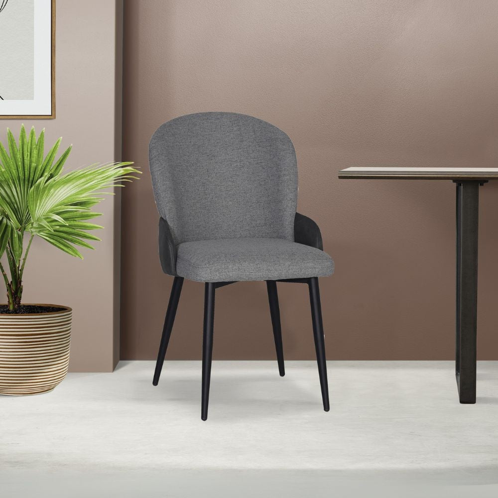 Sedia Simo in tessuto Nordic 16 grigio chiaro con dettaglio posteriore in nabuk Uras 10 antracite e gambe in metallo nere