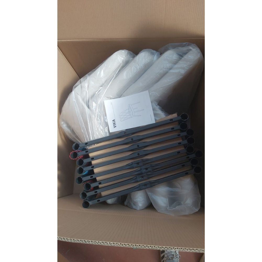 Sedia Vika in nabuk Uras 2 tortora con piedini neri