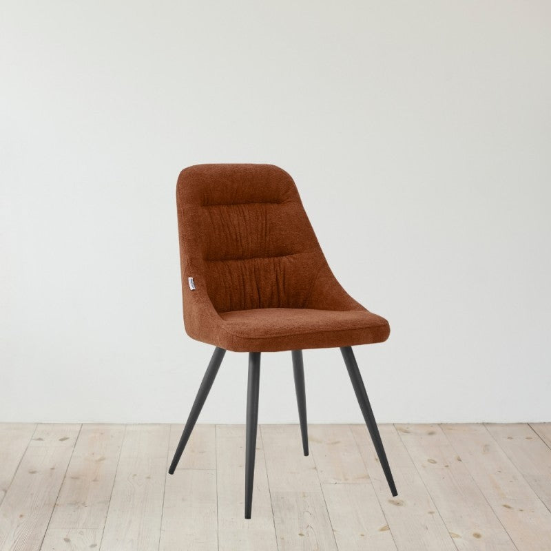 Sedia imbottita Cascade in tessuto colore ruggine