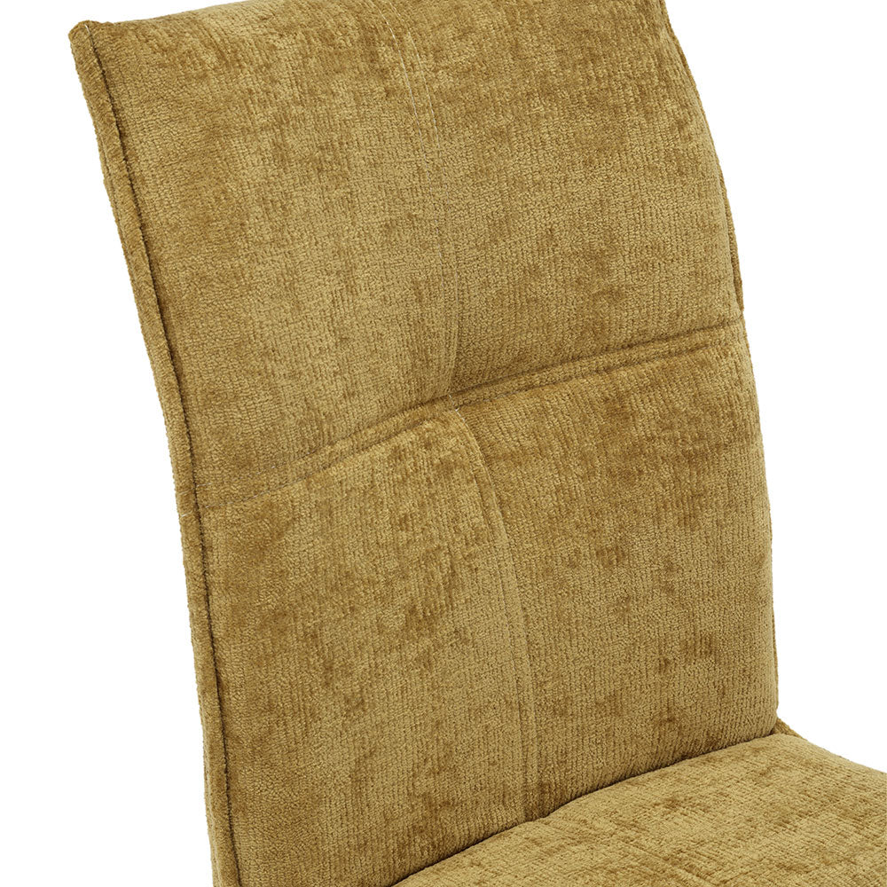 Sedia imbottita per sala da pranzo LETIZIA, design moderno, gambe robuste in metallo, rivestimento in tessuto spesso e idrorepellente effetto tridimensionale colore Senape