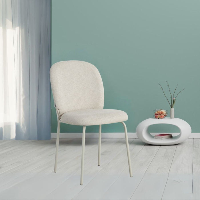 Sedia imbottita Turi in tessuto ecrù