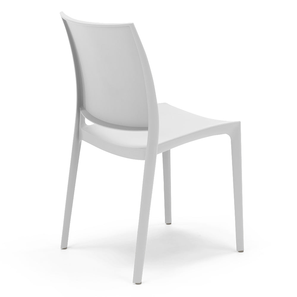 Set 4 sedie in polipropilene MOON impilabile resistente ai raggi UV design moderno ideale per sala da pranzo, cucina, giardino, bar, colore Bianco