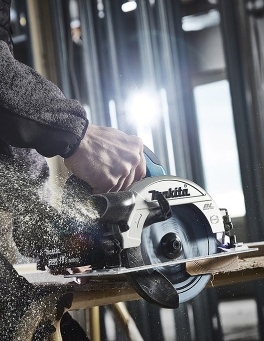 Sega Circolare MAKITA DHS660Z (Solo corpo)