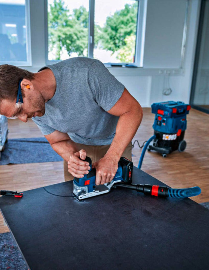 Seghetto Alternativo BOSCH GST 18V-155 SC (Solo corpo + L-Boxx 136)