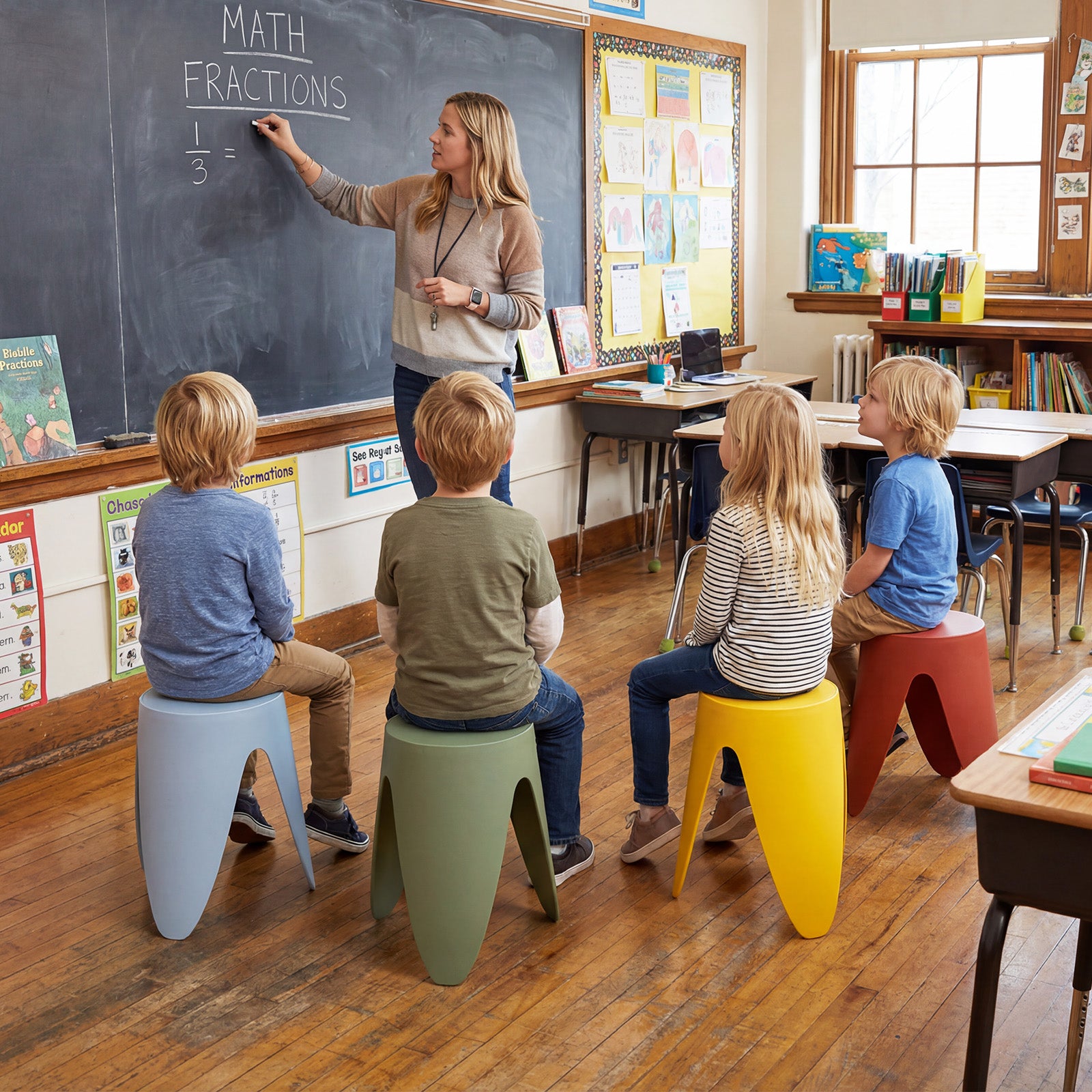 Sgabello impilabile 8 pz plastica 46 cm senza schienale portatile-Sgabello senza montaggio scuola aula soggiorno sala pranzo casa ufficio