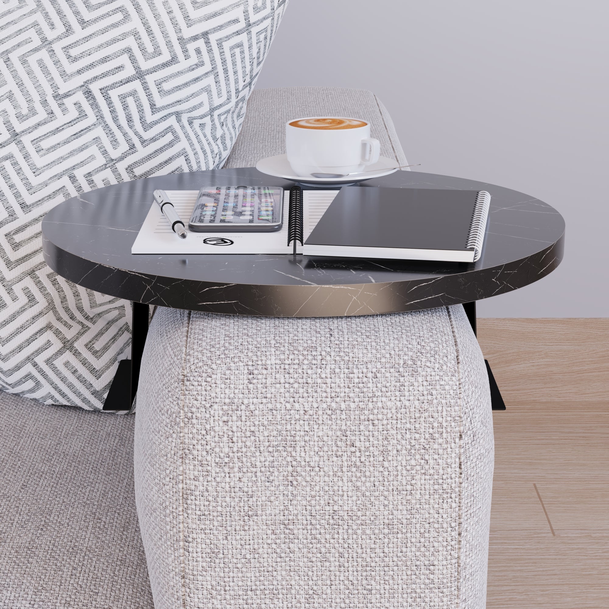 Tavolino Bracciolo Kuleskyd per Poltrona Divano - Effetto Marmo Nero [en.casa]