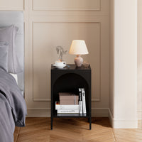 Tavolino Akaa con Scomparto Aperto Arcuato 52 x 35 x 35 cm Nero [en.casa]