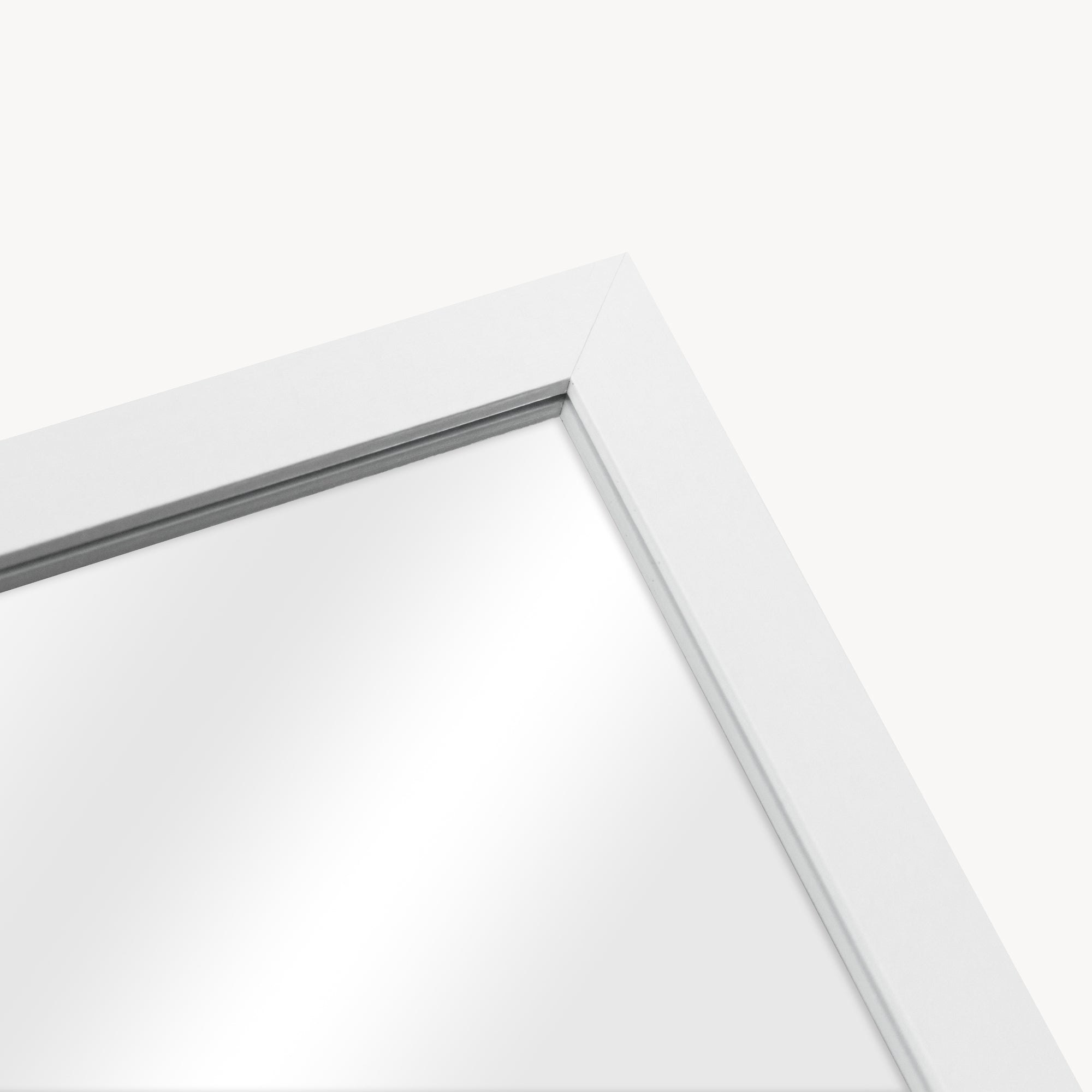 Specchio da Terra 'Giovinazzo' a Figura Intera 150 x 35 cm Cornice in MDF - Bianco [en.casa]