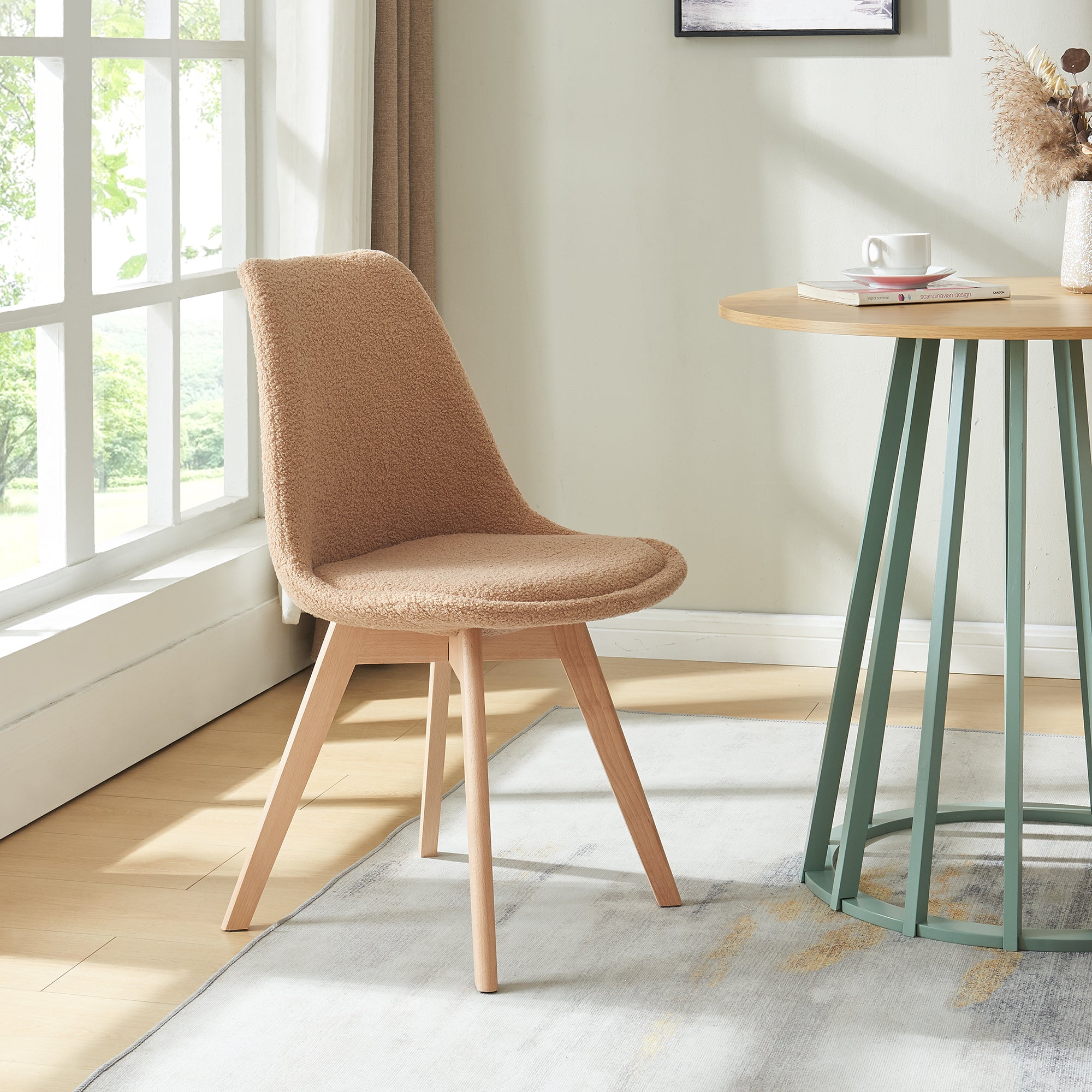 Set Fläten di 4 Sedie da Sala con Seduta Imbottita Rivestimento in Tessuto Bouclé Tortora [en.casa]