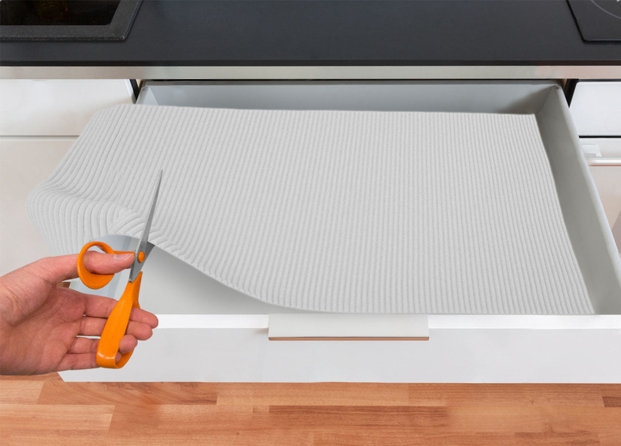 Tappetino Gommato Antiscivolo Multiuso Per Cassetti e Superfici Colore  Bianco - 65x500cm - Bianco