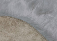 Tappeto Peloso In Pelliccia Ecologica Sagomato Modello Stoccolma Varie Misure - 60x90cm - Perla