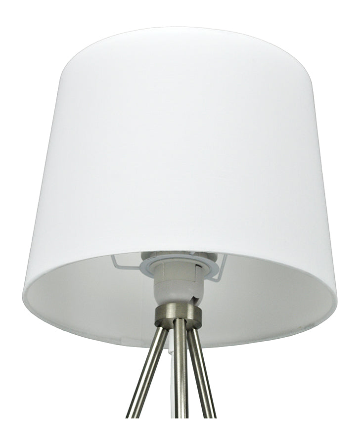 Lampada da tavolo con treppiede in metallo argentato, abat jour mod. Michelle TL24MIPM