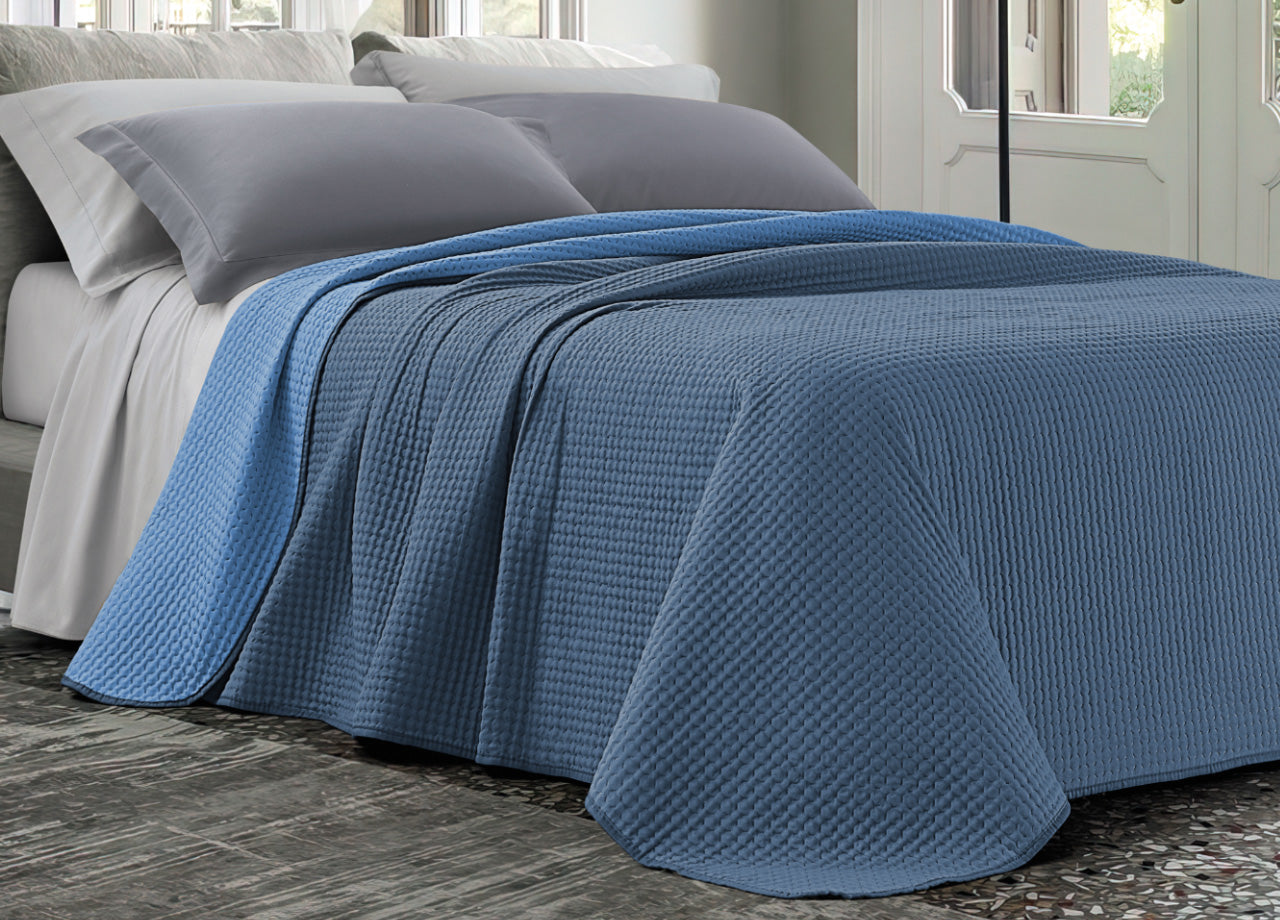 Quilt Trapuntino Estivo 100gr/mq Bicolor Double Face Tinta Unita Modello Cloe - Matrimoniale - Azzurro