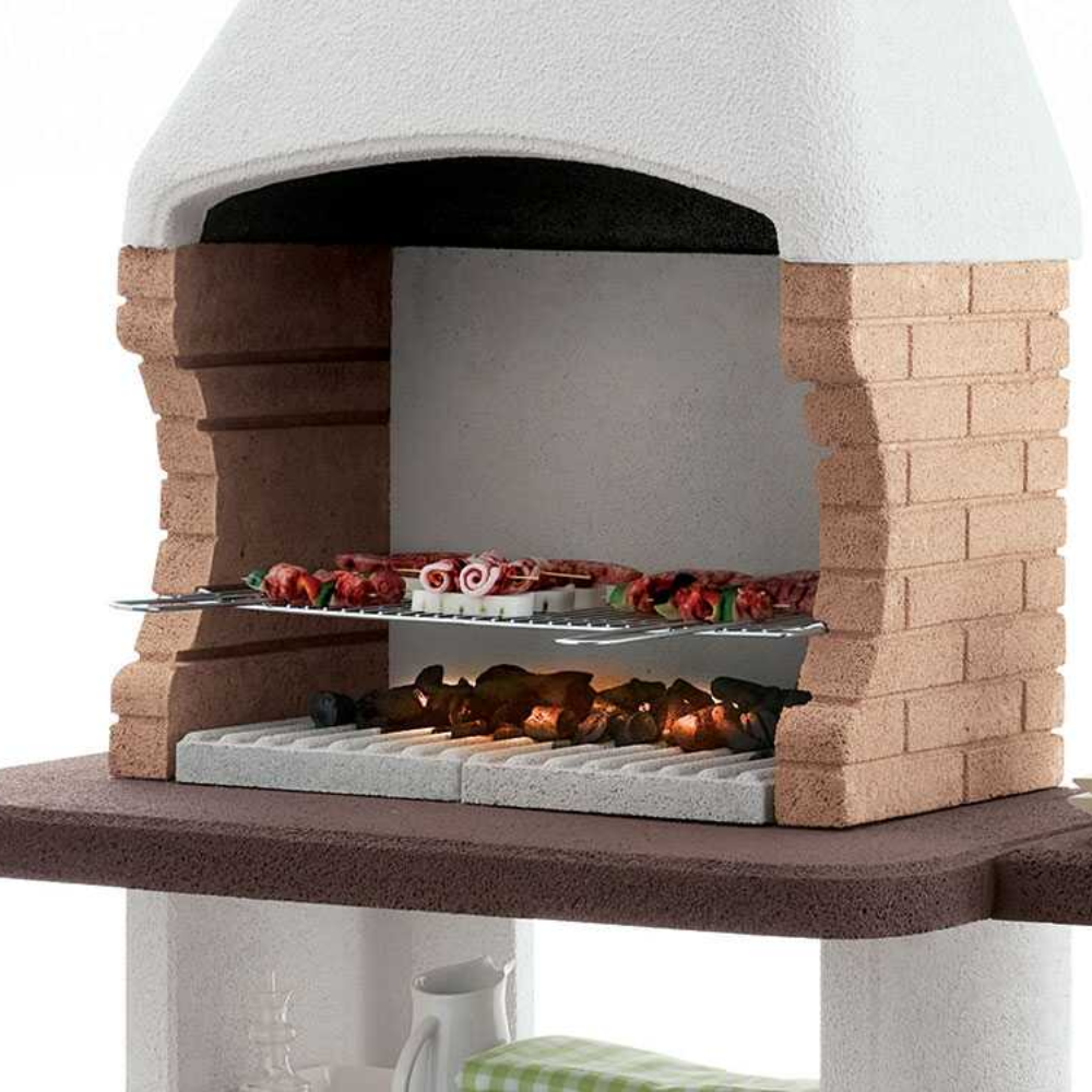 Barbecue in cemento orlando con griglia regolabile e piano d'appoggio