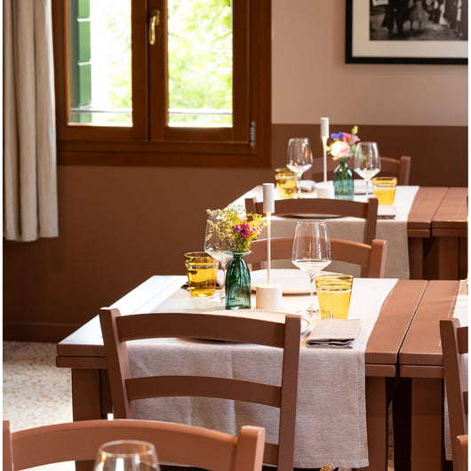 Lampada a led da tavolo Poldina Pro Micro Cromo Lucido ricaricabile e dimmerabile con batteria fino a 12 ore