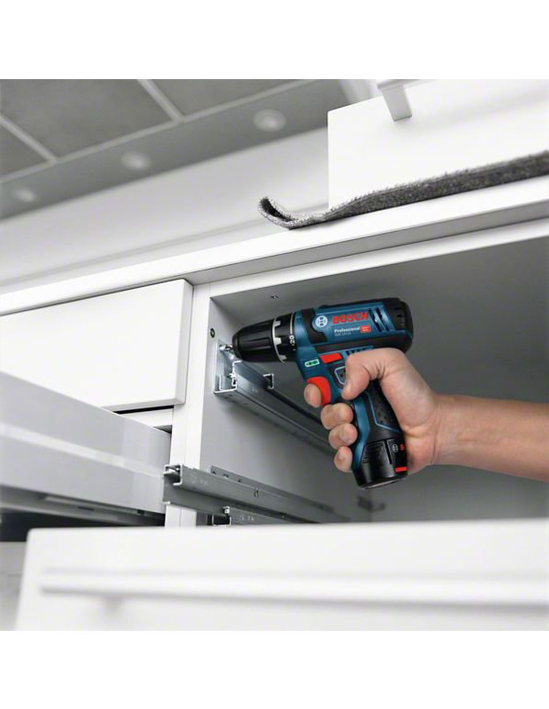 Trapano Avvitatore BOSCH GSR 12V-15 (Solo corpo + L-Boxx 102)