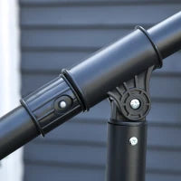 Ombrellone da Esterni 3x2.5 m Decentrato Rosso Scuro, in Poliestere Anti-UV e Acciaio con Manovella