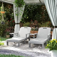 Set 2 Sdraio da Giardino Regolabili con Tavolino e Braccioli, in Polipropilene, 79x158x88 cm, Grigio Chiaro