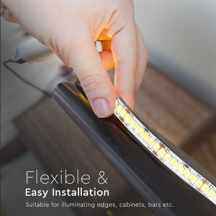 Striscia Strip LED SMD2835 17W/m 5m 238 LED/m 150LM/W 24V 6400K IP20 10mm