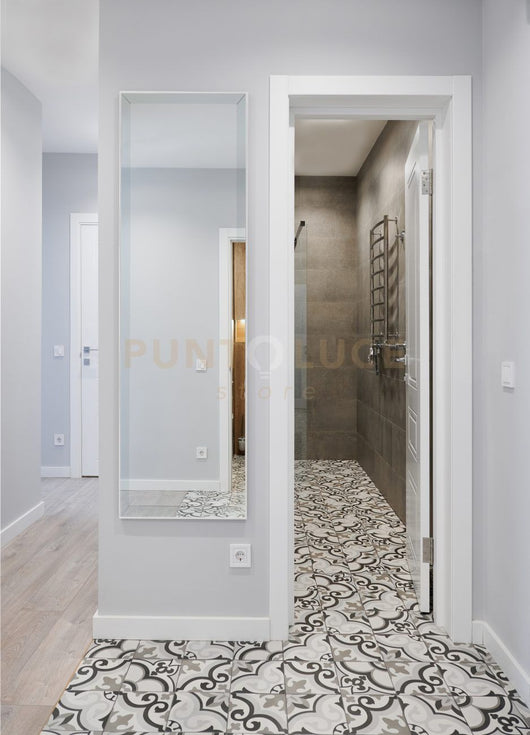 VANNY SPECCHIO DA PARETE CORNICE PLASTICA ARGENTO LISCIA 50X150CM