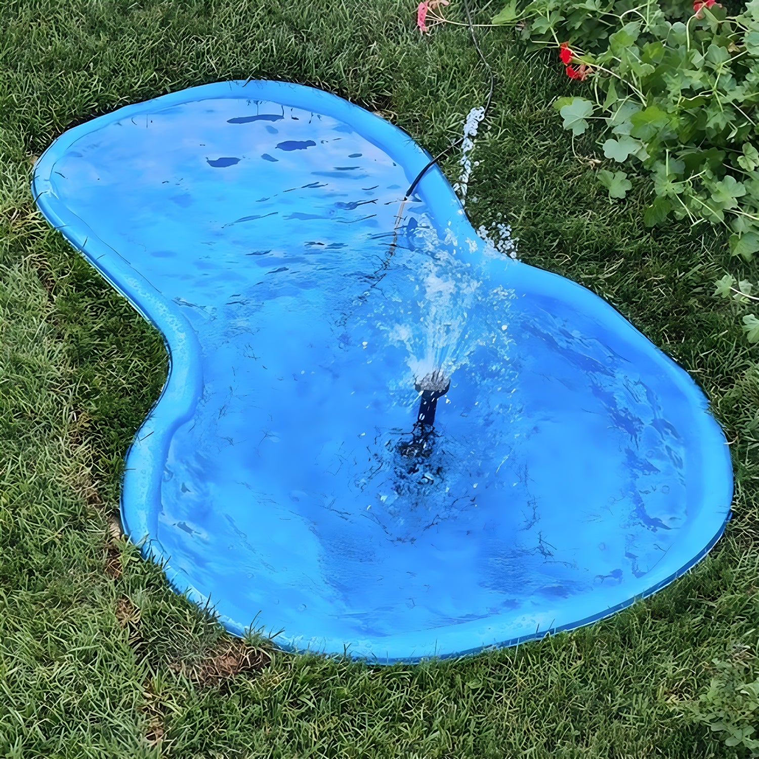 Laghetto da giardino bracciano azzurro litri 220 da 136x100xh34