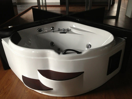 Vasca idromassaggio, cromoterapia, computer e rubinetteria 150X150 ful optional Sicorage Onpol