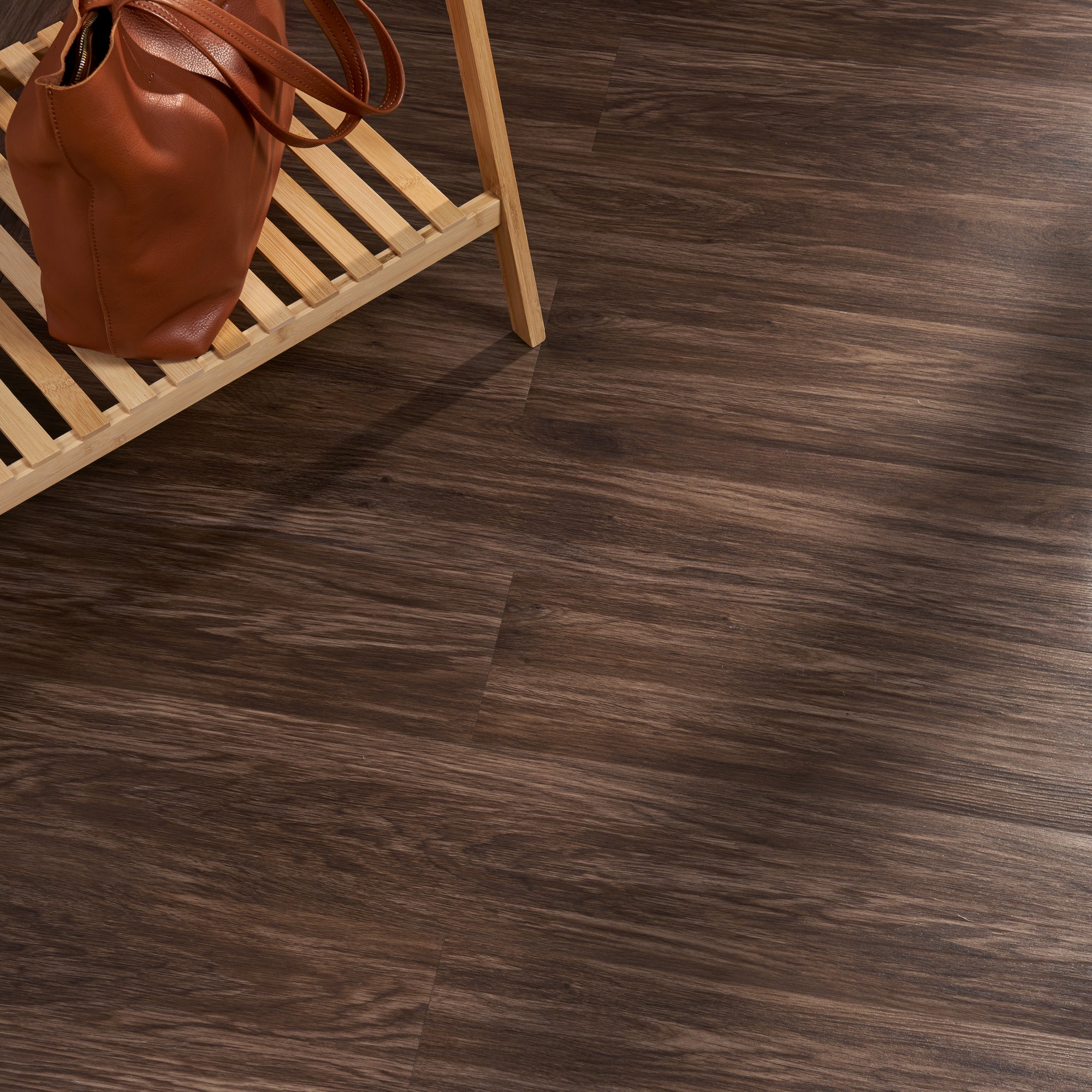Pavimento Adesivo Vanola in PVC per Spazi Interni 7 listoni = 0,975 m² Effetto Rovere 'Smoked' NEU.HOLZ