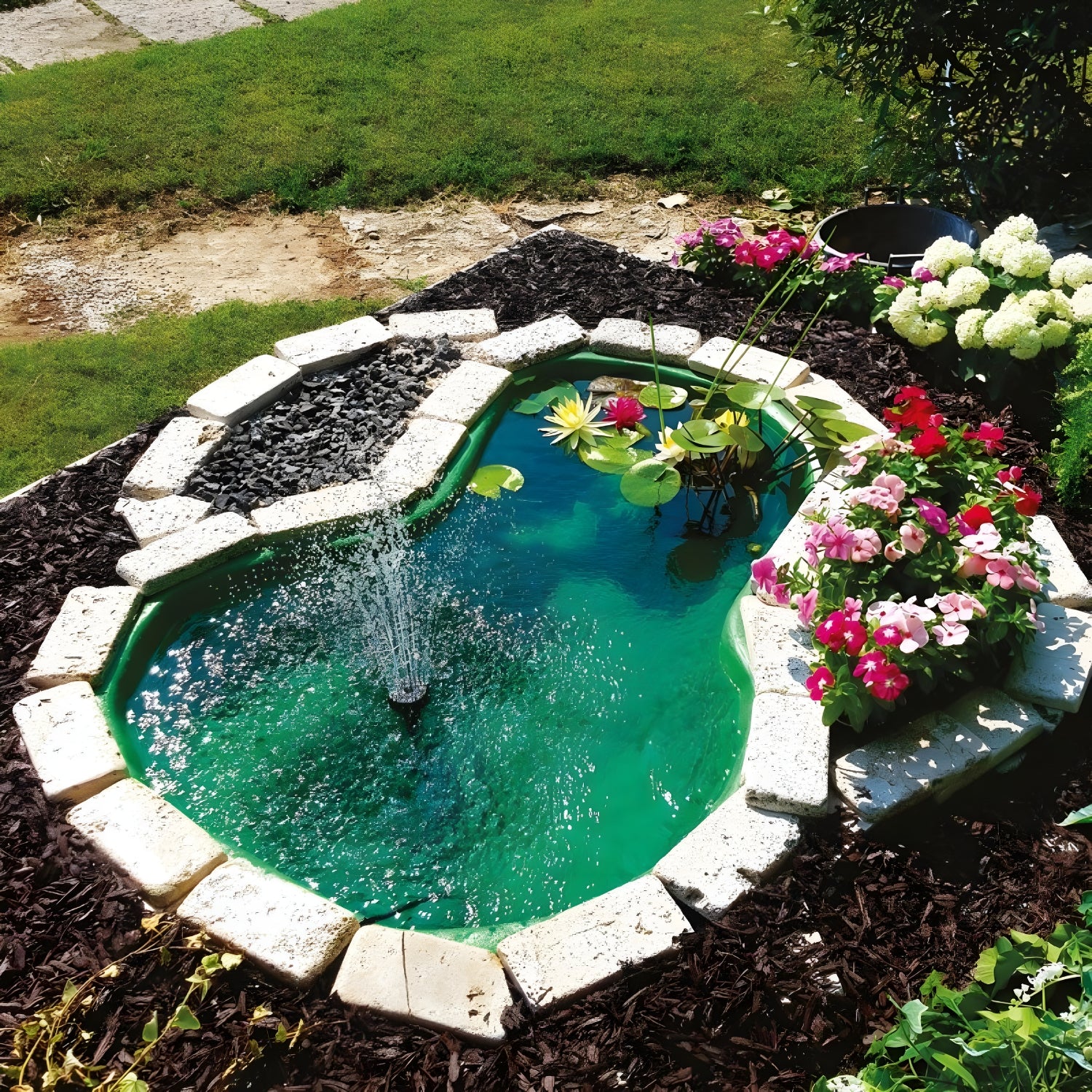 Laghetto bracciano verde e pompa ecopond 2.0 da 1400 litri ora