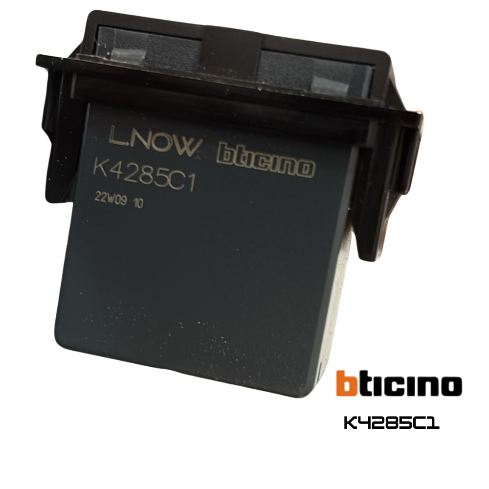 Bticino living now k4285c1 caricatore usb tipo a 5v 1100ma da 1 modulo