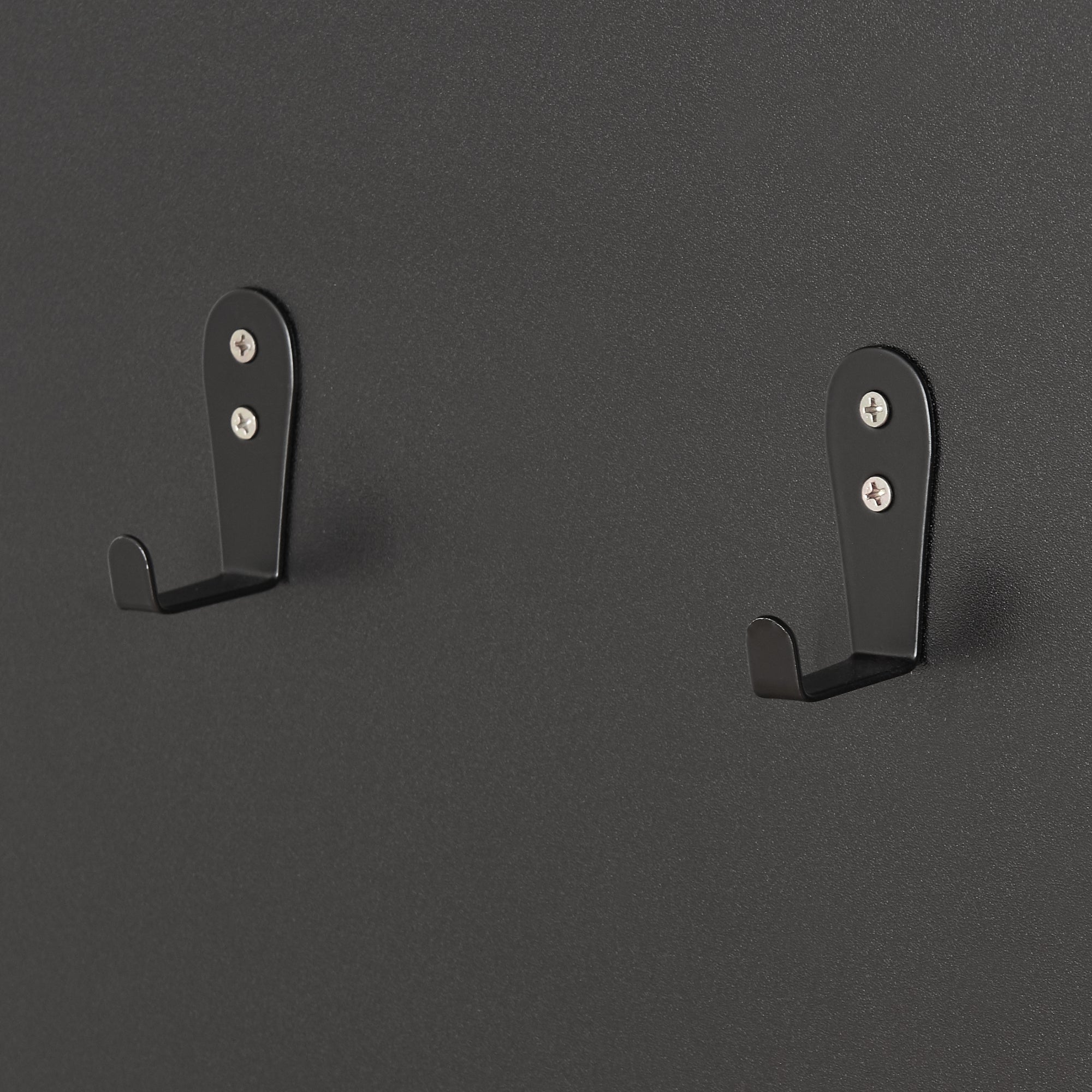 Pannello Ingresso Helsinge con Specchio Mensole e Ganci - Nero / Effetto Legno [en.casa]