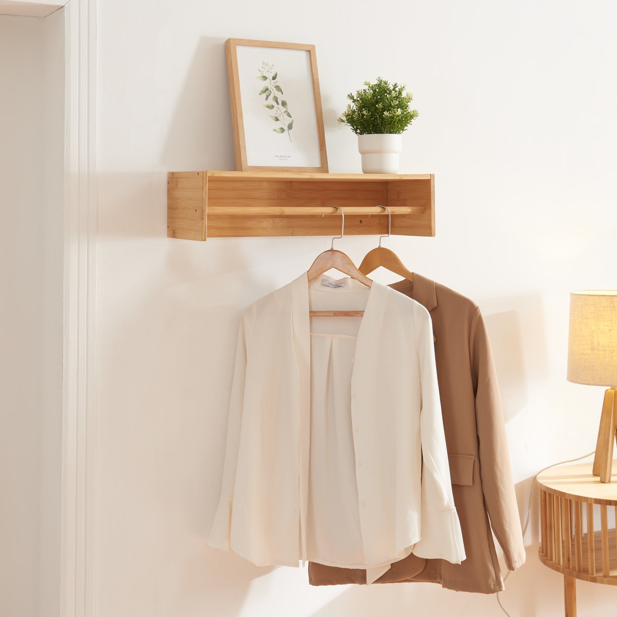 Mensola da Muro Flå Capovolta Appendiabiti da Parete - Bambù Naturale [en.casa]