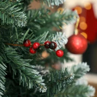 Albero di Natale Alto 210 cm da Interno con 928 Rami, Pigne e Bacche Rosse, Base in Metallo, Verde