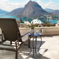 Tavolino da Giardino Rotondo a Mosaico in Metallo con Piano in Ceramica, Ф35.5x53.5cm