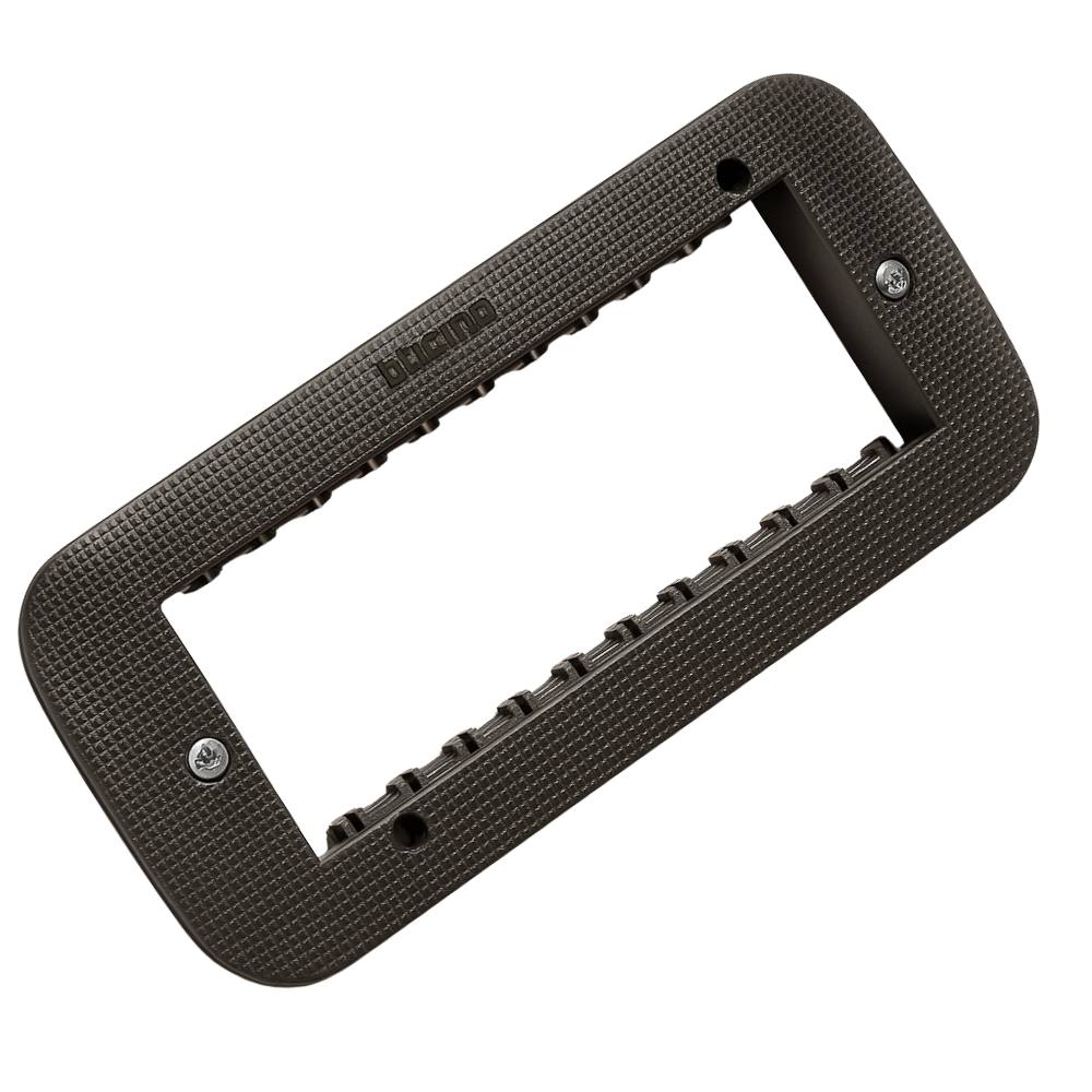 Bticino living now supporto con valva di protezione per placche modulari *** numero posti 6 moduli, confezione 1