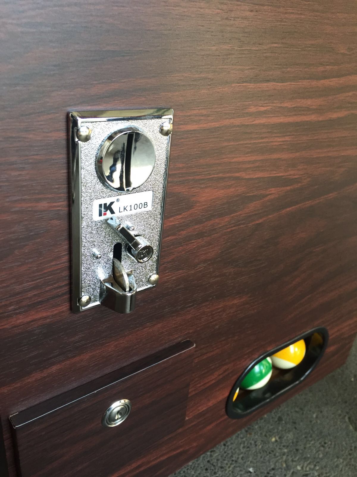 Tavolo da biliardo 8 piedi verde con gettoniera manuale – Zeus