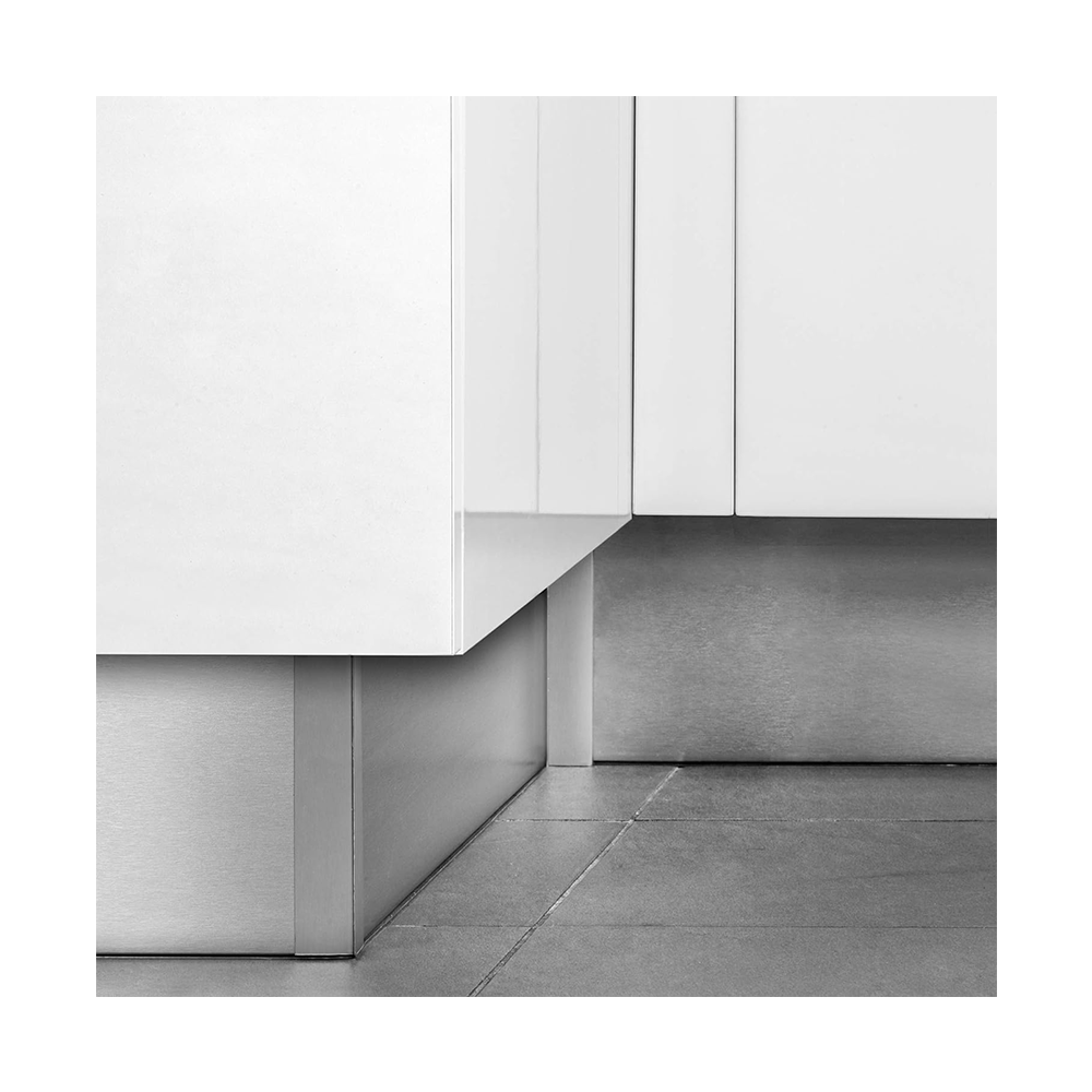 Zoccolo Per Cucina Battiscopa Set Da 2 Pezzi Da 2 Metri E 1 Pezzo Da 1 Metro Altezza 15 Cm Con Kit Unione Inox