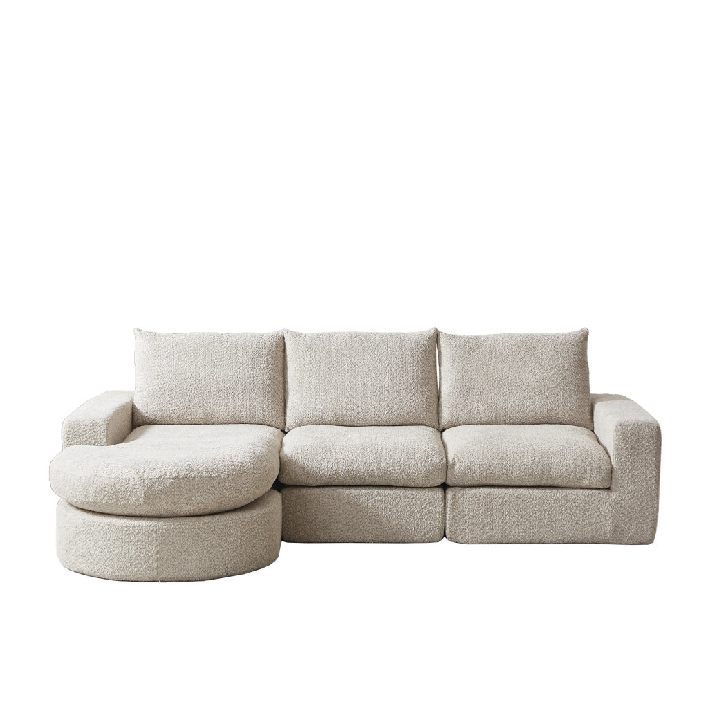 Divano modulare con chaise longue beige in ciniglia; 4 moduli e 3 cuscini