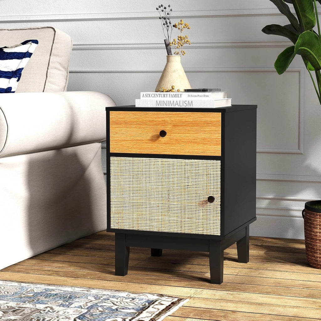 Comodino in legno, comodino con cassetto, porta in rattan e gambe in pino, kit antiribaltamento, 40 x 39 x 55 cm, tavolino ausiliario per camera da letto, soggiorno