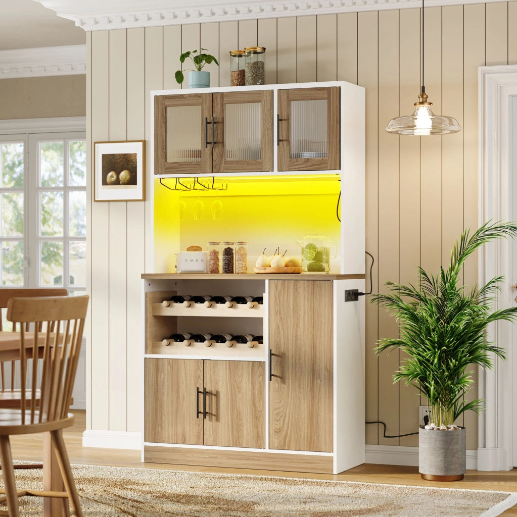 Mobile dispensa 100x40x180 cm con luce RGB; prese integrate e ripiani regolabili in MDF bianco e naturale