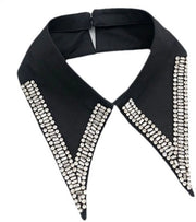 Nep-halsband con pietre di vetro con strass, collo lungo e acuminato, cappuccio modaiolo e multifunzionale in chiffon per donne