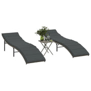 Lettini Prendisole 2 pz con Tavolino Grigio in Polyrattan 368253