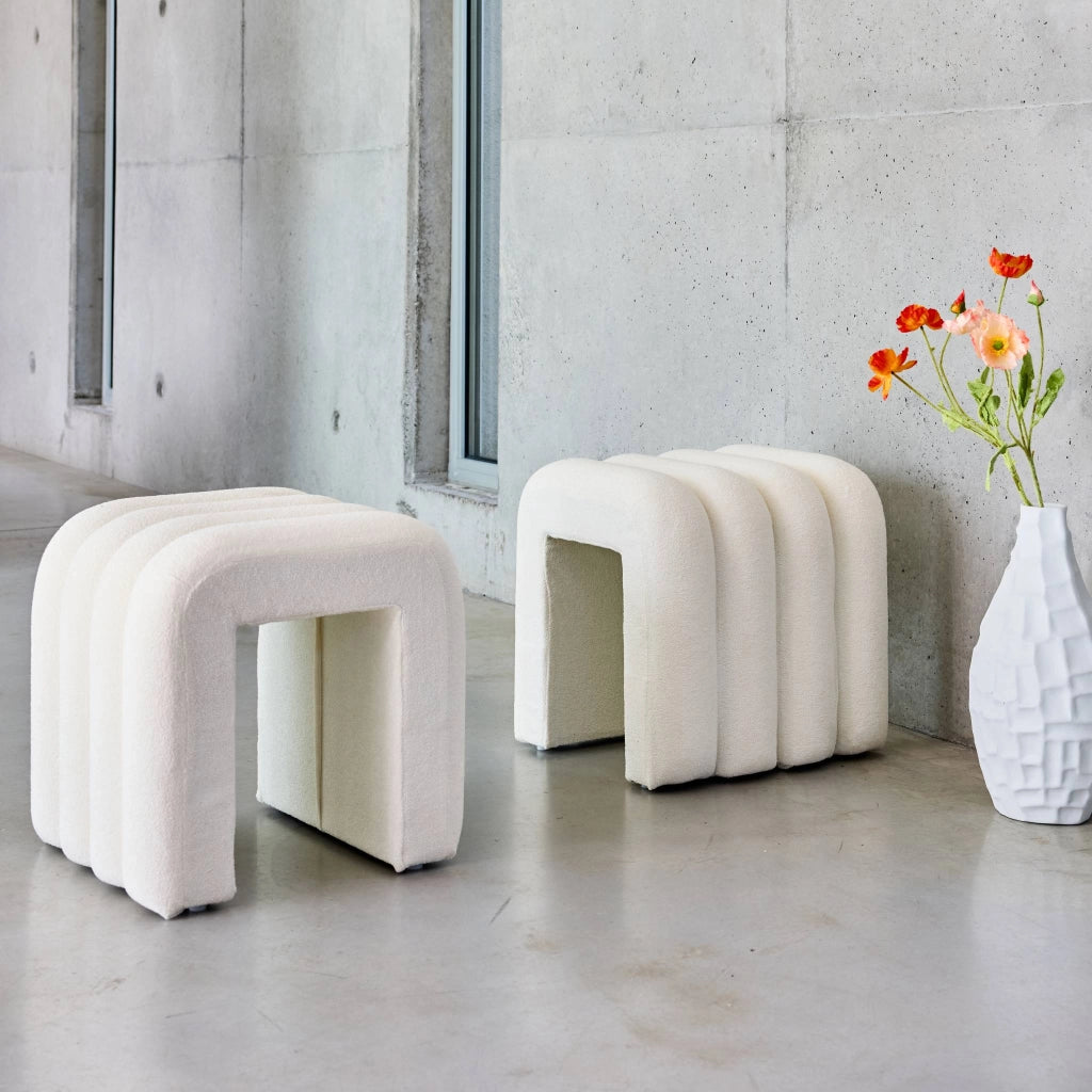 Set 2 pouf contemporanei in tessuto, bianco