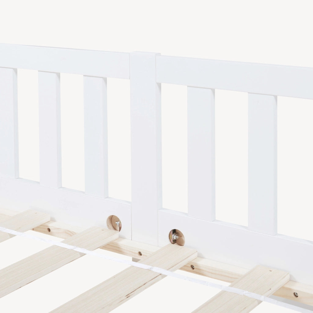 Letto Montessori per Cameretta Tanna in Legno di Pino 80x160 cm - Bianco [en.casa]