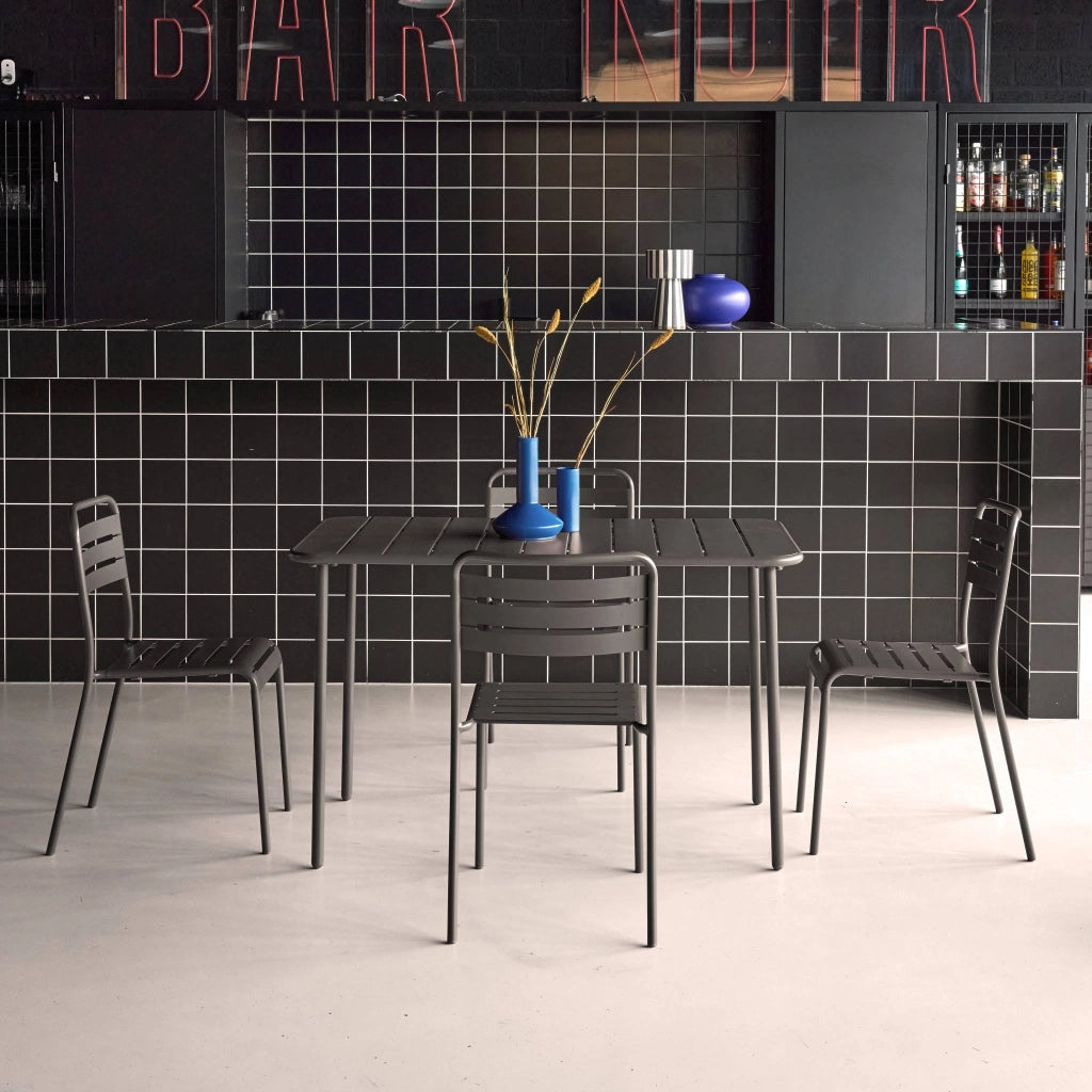 Set tavolo da giardino bistrot in metallo con 4 sedie, 120cm,