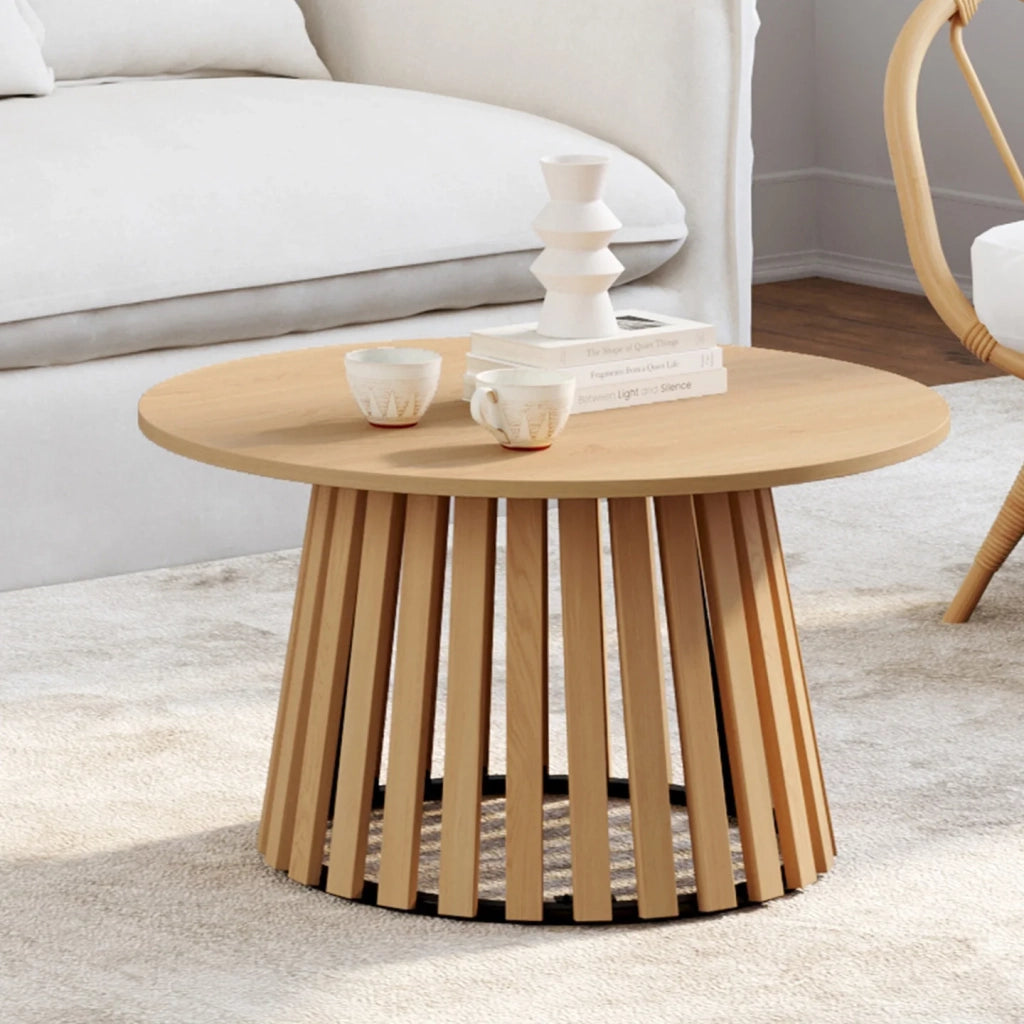 IDMarket - Tavolino rotondo CARMEN 70 cm con gambe a doghe in legno e piano in legno